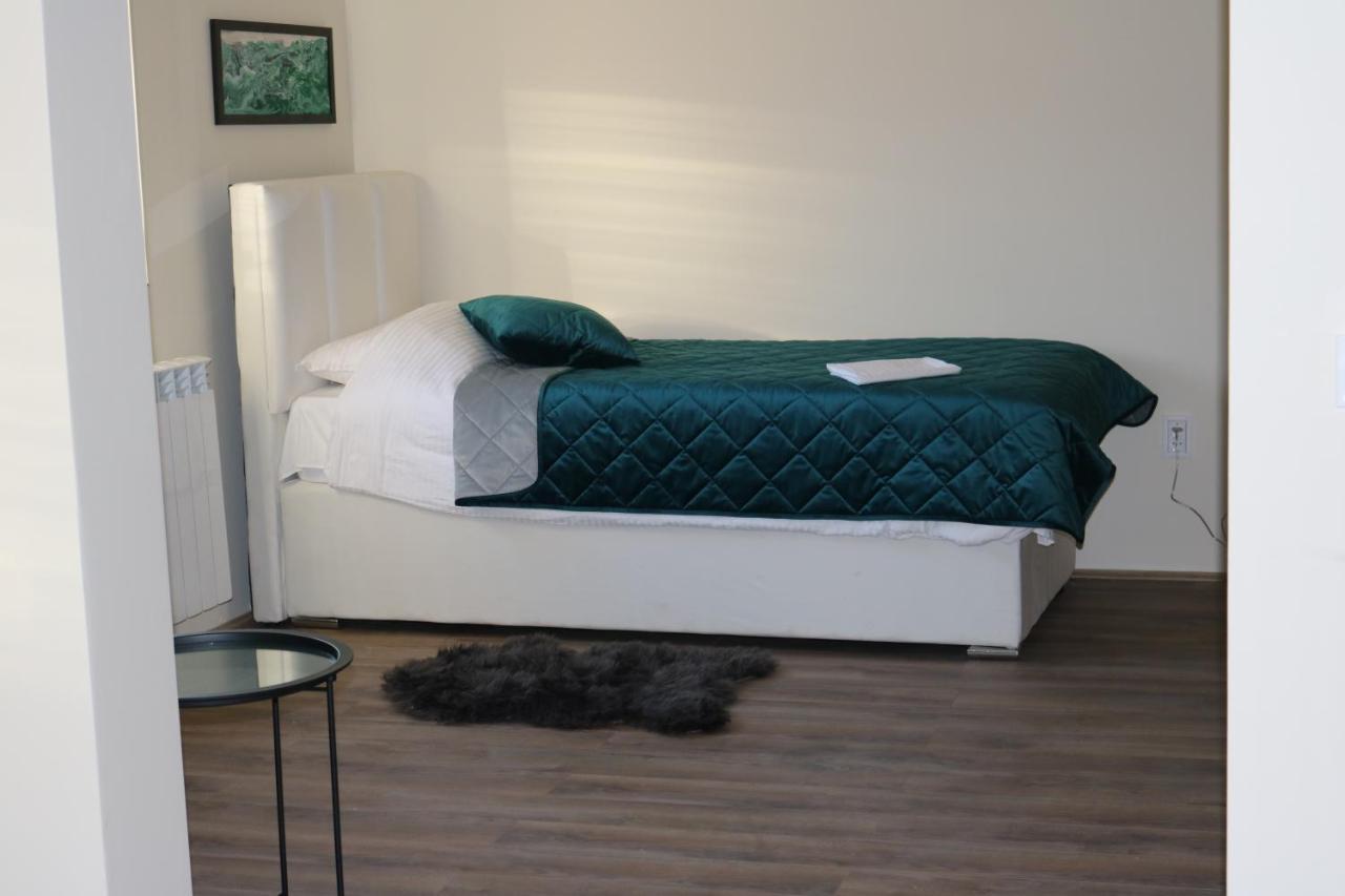 Zvjezdana Dolina Garni Hotel Andrijevica Luaran gambar